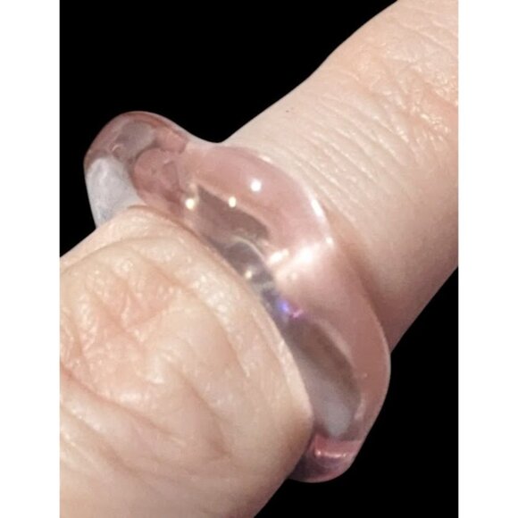 Abstract Pastel Pink Translucent Fashion Ring Size 8 - Picture 4 of 15